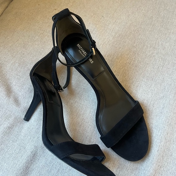 Michael Kors 3” Black Ankle Strap Heels Size 38.5 / US8 - Picture 2 of 7